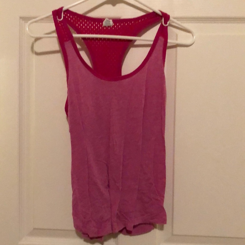 Active wear tank top